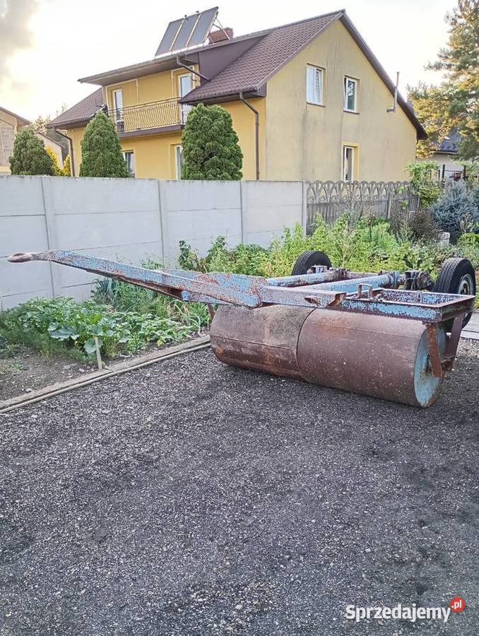 Walec wał uprawowy łąkowy uszkodzony Sędziszów sprzedam