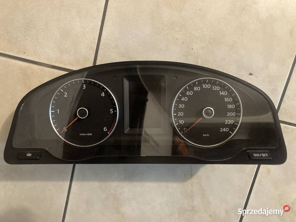 LICZNIK VW T5 20 TDI 7E0920860E Rakoniewice sprzedam