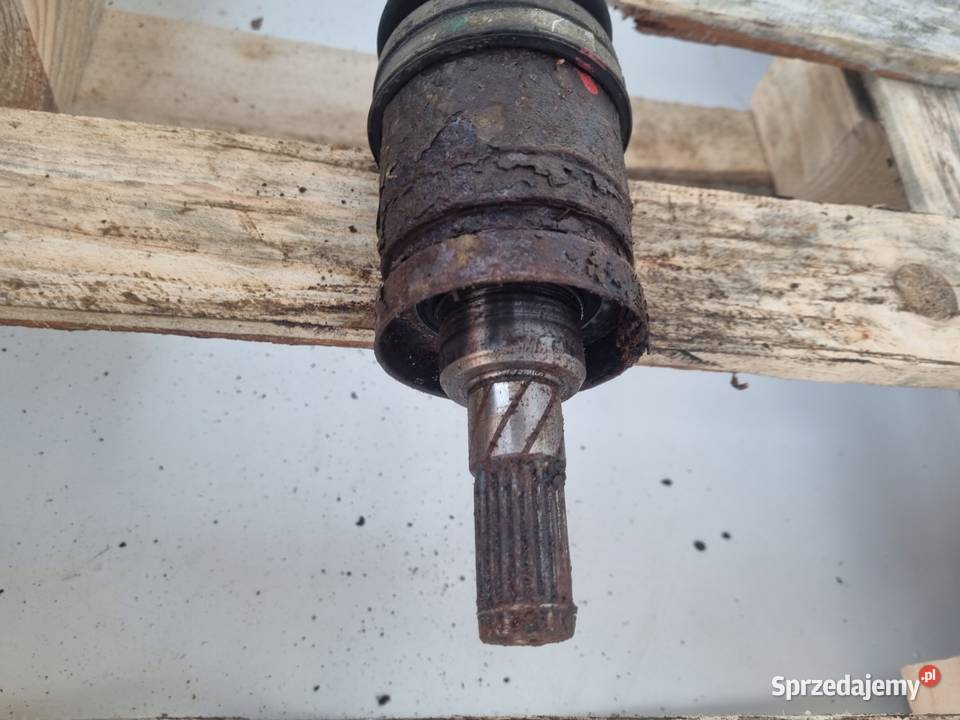 PÓŁOŚ Nissan Juke 16 T turbo LEWA TYLNA półośka sprzedam