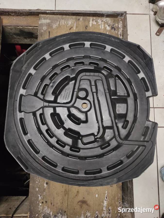 Renault Safrane pokrywa koła zapasowego Lublin sprzedam