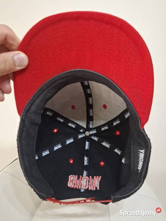 Czapka snapback YMCMB red black klasyk Y2K Uniseks Nakrycia głowy Kraków