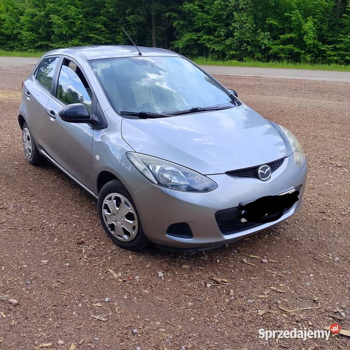 Mazda 2 13 B 2009 r benzyna Brody