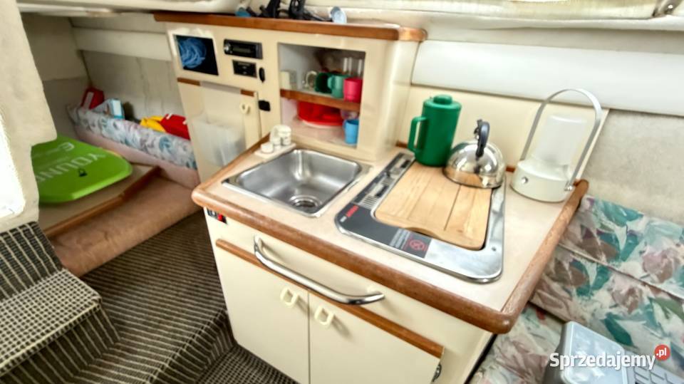 jacht motorowy łódka bayliner Ciera 2655 Jawor