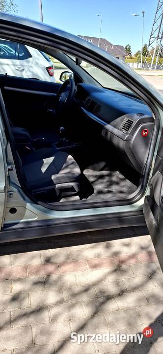 Opel Vectra 18 benzyna Rok produkcji 2003