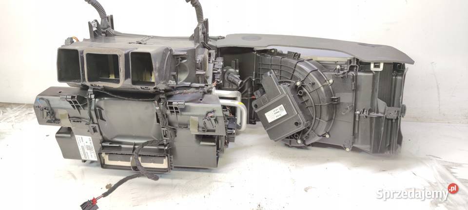 NAGRZEWNICA KOMPLETNA AUDI A4 B9 8W2816005G UK śląskie Przystajń