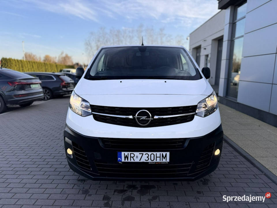 Opel Vivaro 20Cdti 122wersja LongVat1 stan immobilizer Radom