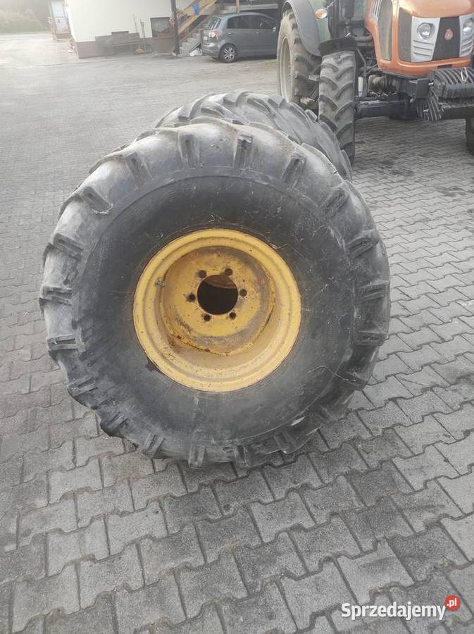 Sprzedam opony do kombajnu MF 487 i Pilica