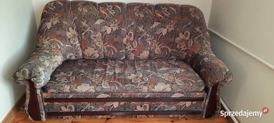 Sofa z funkcją spania i pojemnikiem na pościel Chojnice