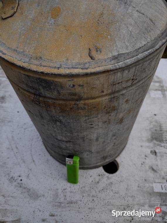 Stara bańka kanister PRL Kanistry, lejki i pompki