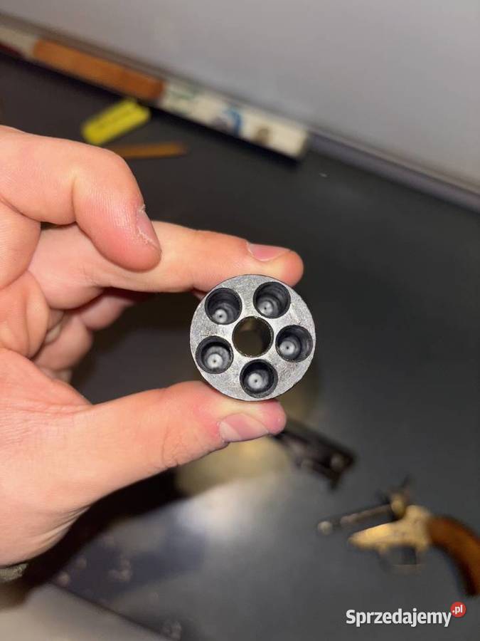 Rewolwer Czarnoprochowy Colt pocket 31 Sporty strzeleckie i myślistwo