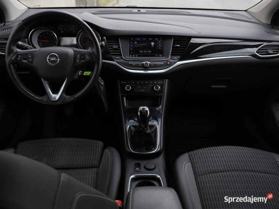 Opel Astra 12 Turbo ESP Bielany Wrocławskie