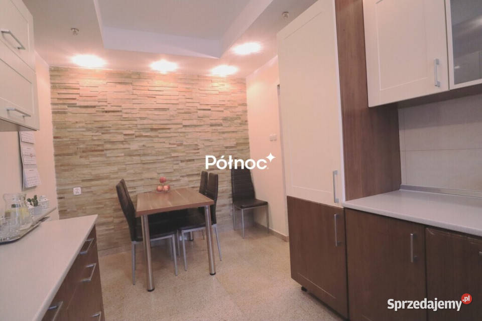 Dom z ogrodem tarasem i garażem Liczba pokoi 4 Sprzedaż Łaszczów sprzedam