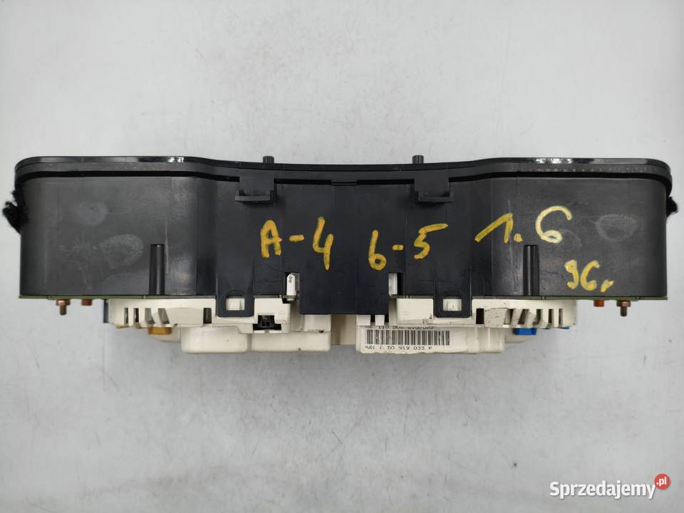Licznik Zegary Audi A4 B5 8D0919033P sprzedam