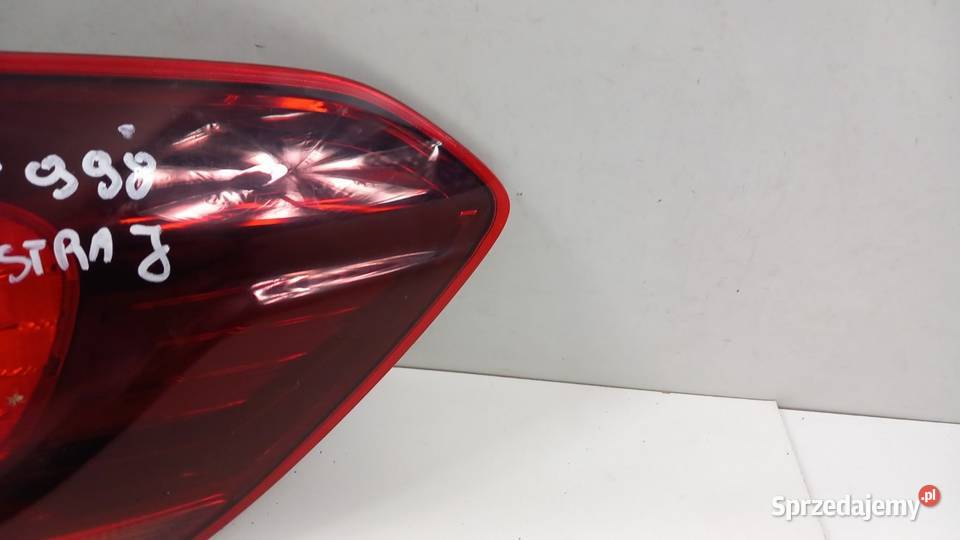 OPEL ASTRA J LIFT KOMBI LAMPA TYŁ PRAWA osobowe Zbierkowo