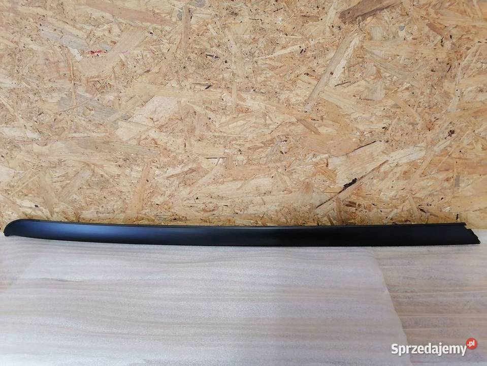 BMW X3 E83 LISTWA USZCZELKA SZYBY CZOŁOWEJ LEWA Pleszew