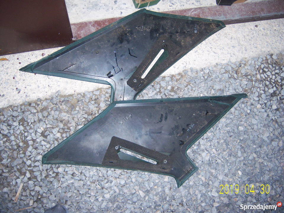 Mercedes 124 boczki osłony słupków słupki świętokrzyskie Kielce