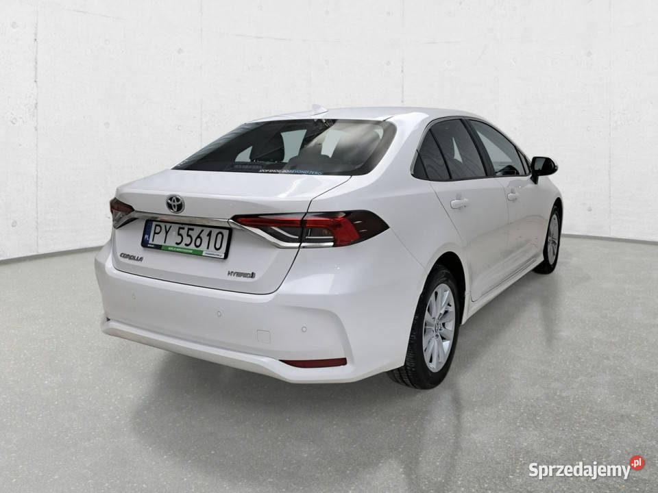 Toyota Corolla Seria E16 2012 automatyczna Komorniki sprzedam