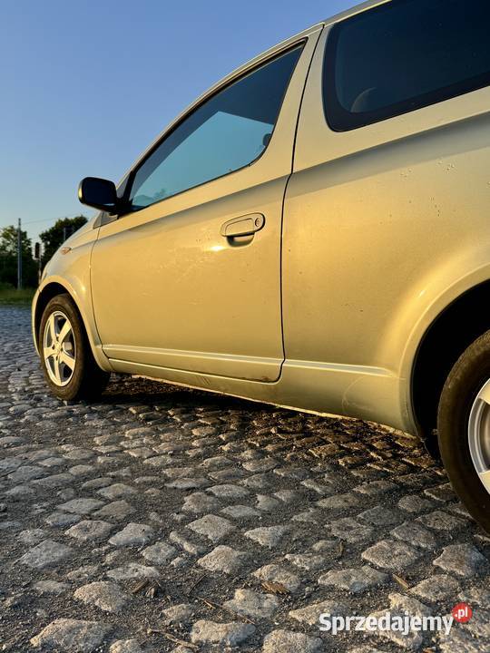 Toyota Yaris 10 2003r Przemyśl