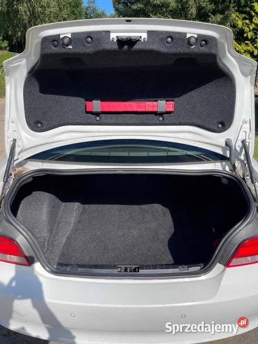 Syndyk sprzeda samochód osobowy BMW 120 Seria 1