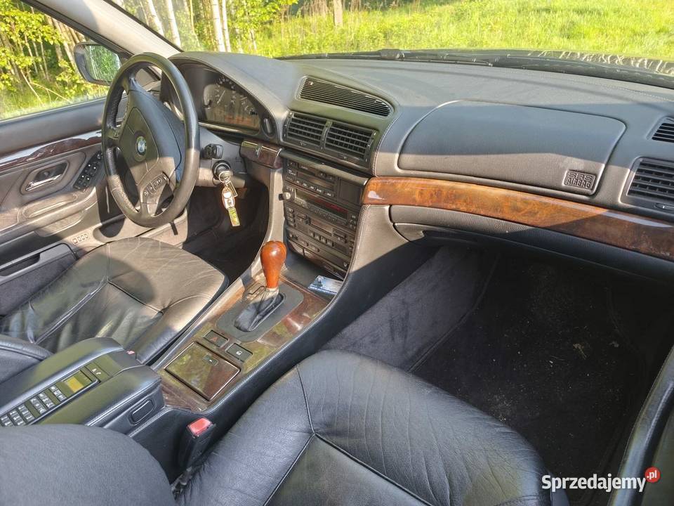 BMW 750I