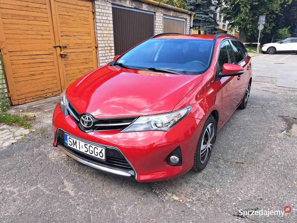 Toyota Auris LPG 30000 netto z polskiego salonu sprzedam