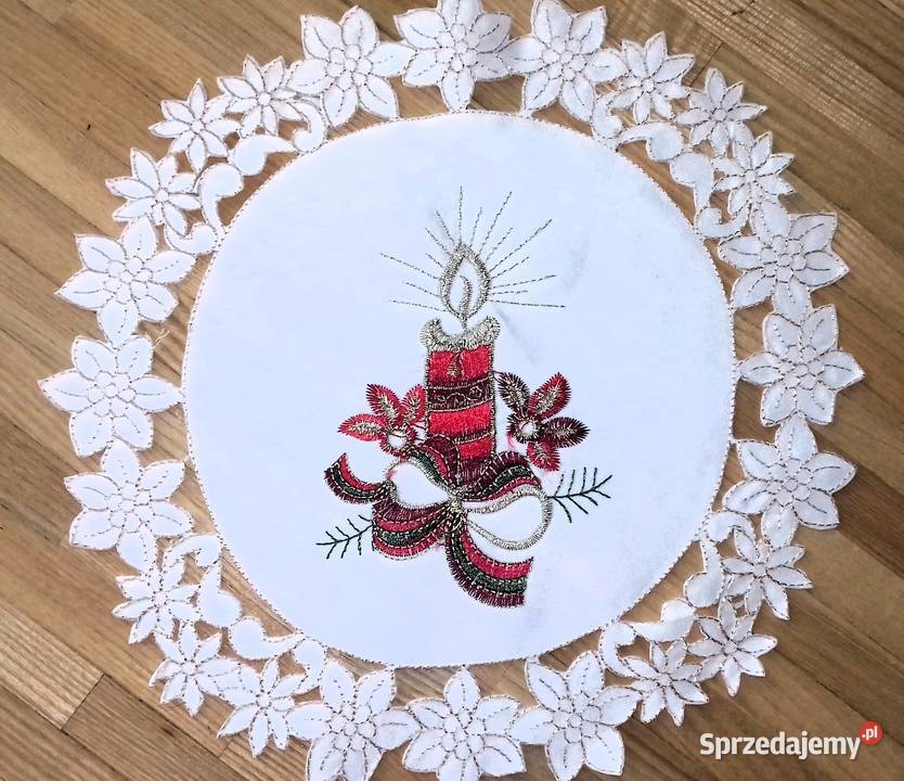 Trzy nowe serwetki świąteczne średnica 30 Boże Warszawa sprzedam