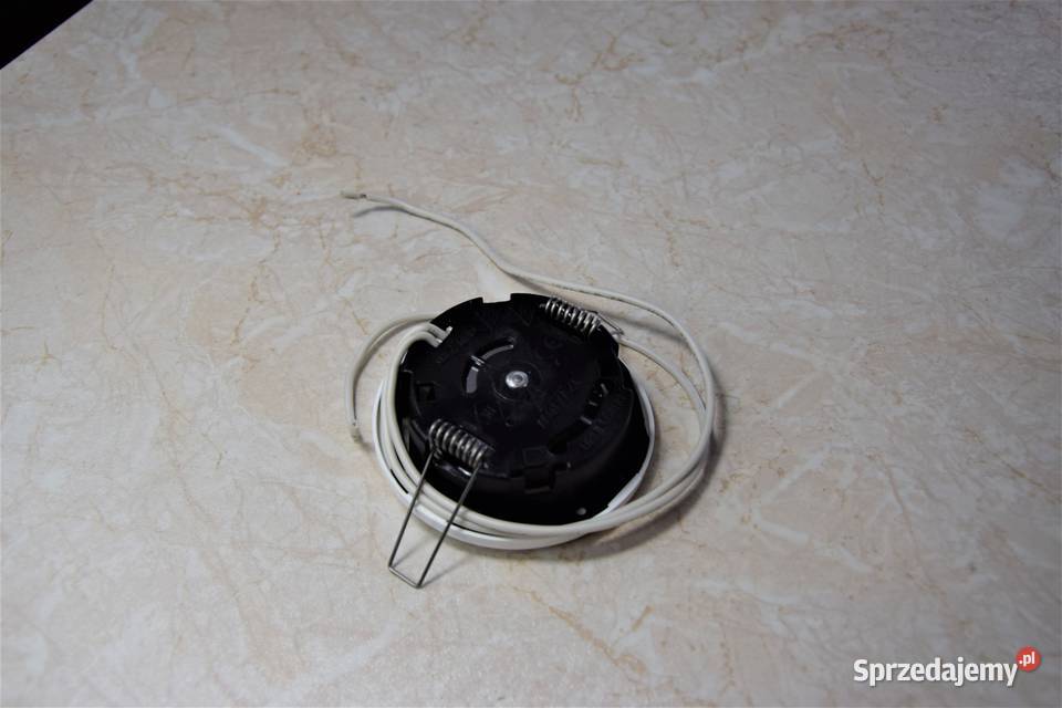 LAMPKA WEWNĘTRZNA HALOGEN 12V OKRĄGŁY DO Kempingowe Grzebowilk