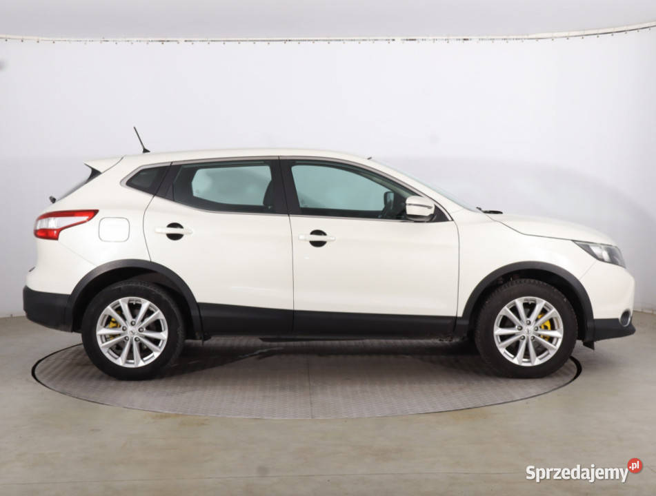 Nissan Qashqai 16 DIGT manualna Nissan