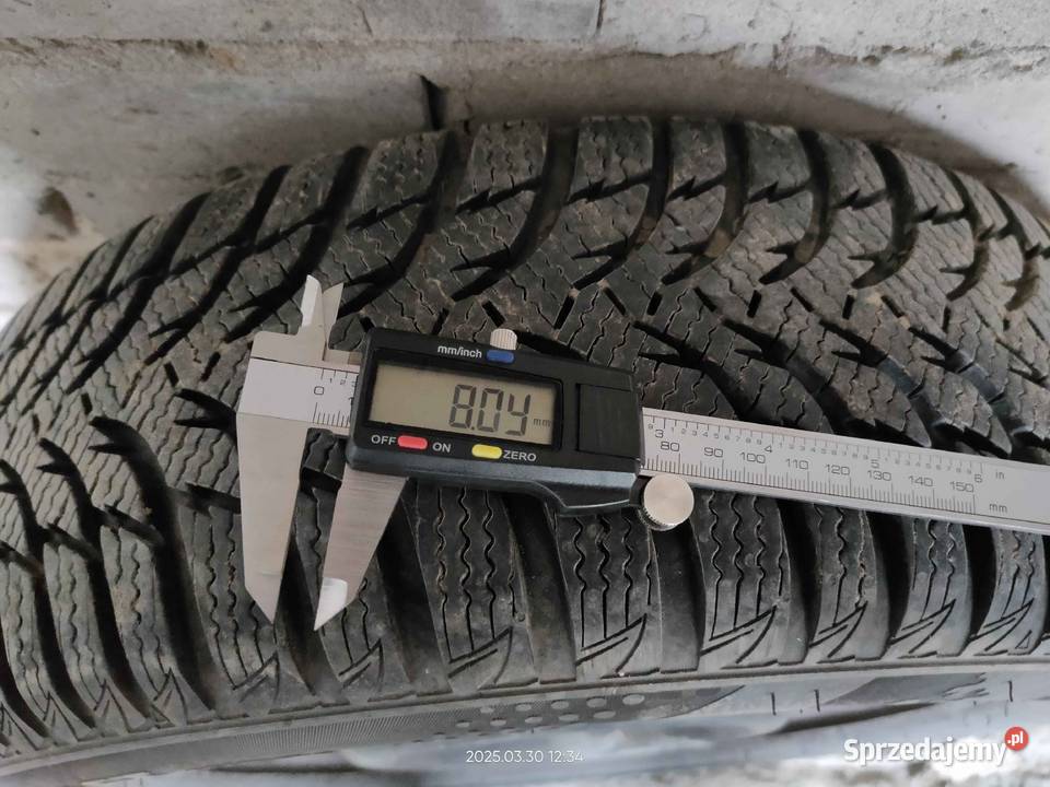 Opony zimowe Kumho z felgami stalowymi 2 sztuki Potok Wielki