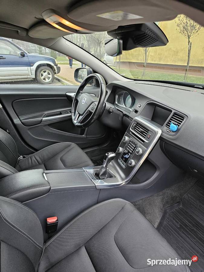 Volvo V60 D4 2016 salon polska lubelskie Międzyrzec Podlaski