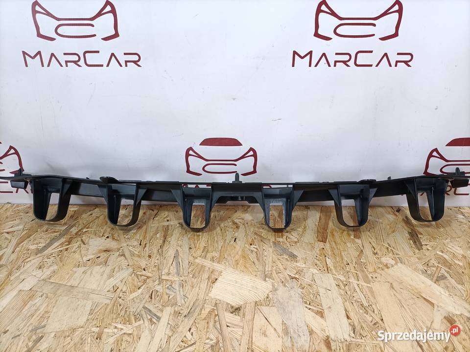 FORD FOCUS MK4 HB ŚLIZG MOCOWANIE ZDERZAKA TYŁ Pleszew