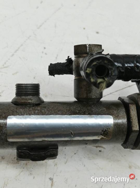 LISTWA WTRYSKOWA 057130764F 30 TDI Audi A6 III