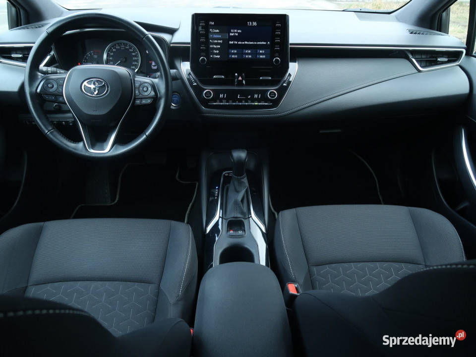 Toyota Corolla 18 Hybrid bluetooth
