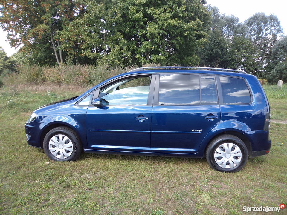 Touran 19 zadbany centralny zamek Touran Drożdzienica