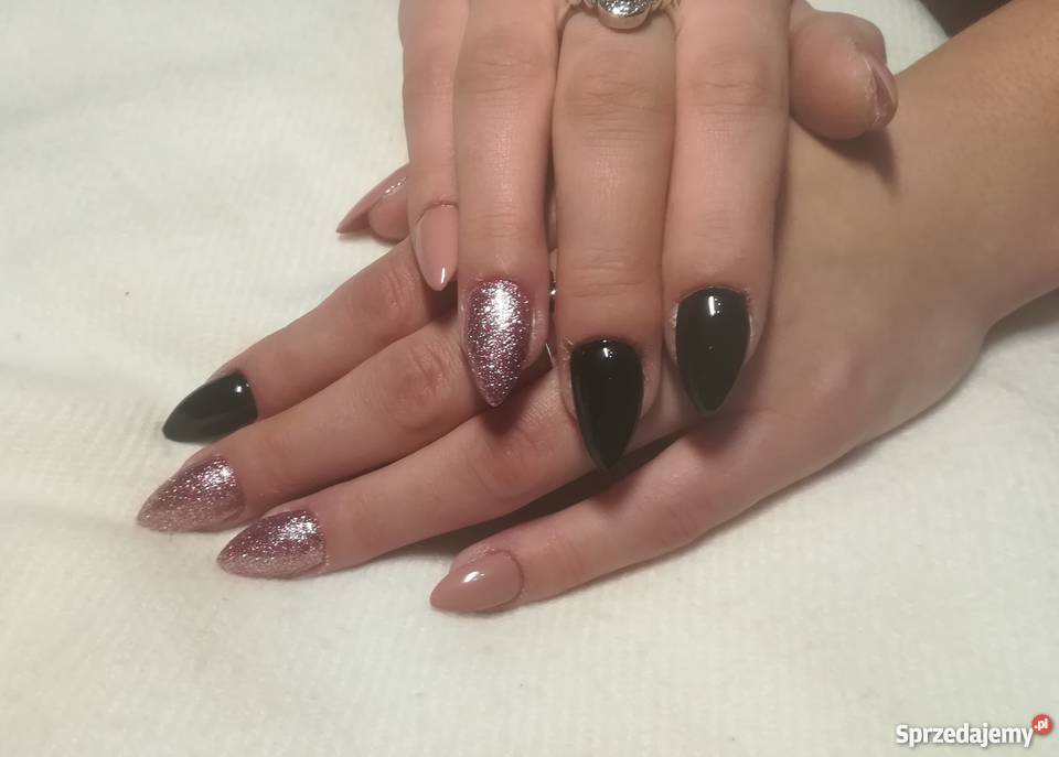 Paznokcie żelowe Będzin
