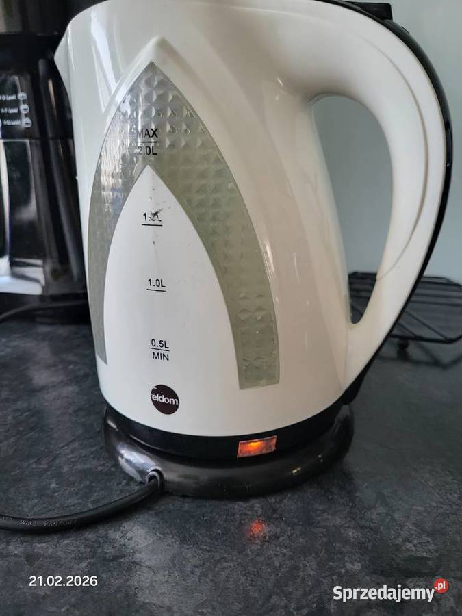 Czajnik elektryczny 2l Eldom C180 BiałoCzarny Końskie