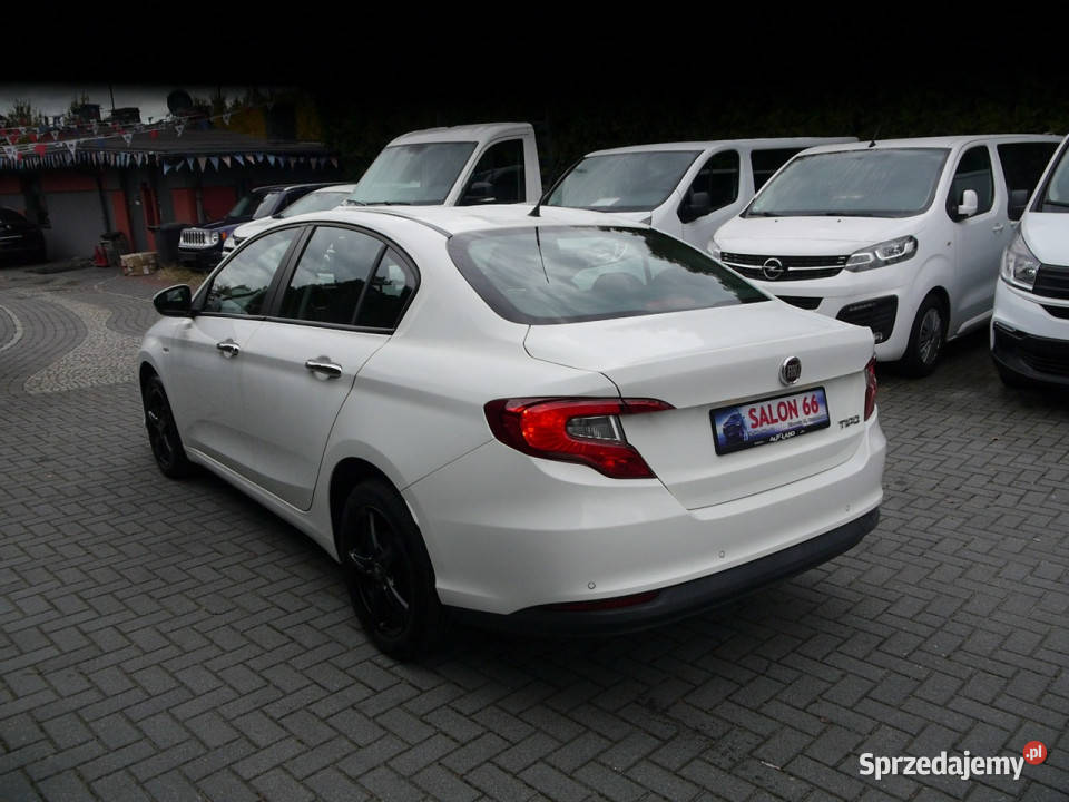 Fiat Tipo 14 zwykła benz 90 Stan b bezwypadkowy Częstochowa