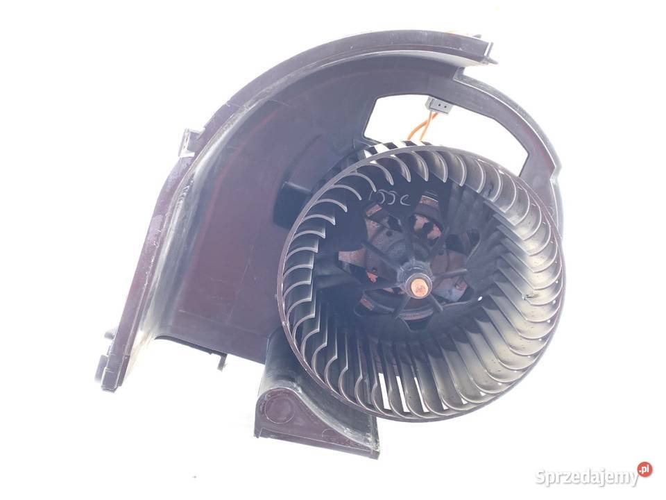 DMUCHAWA NAWIEWU BMW F16 T1028989C WENTYLATOR