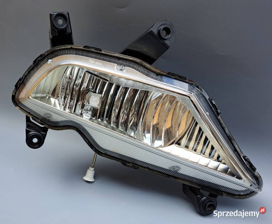 Halogen prawy Hyundai i20 II 20142018 92202C8000 Mielęcin
