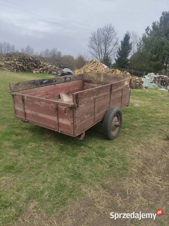 Przyczepa jednoosiowa towarowa do traktora