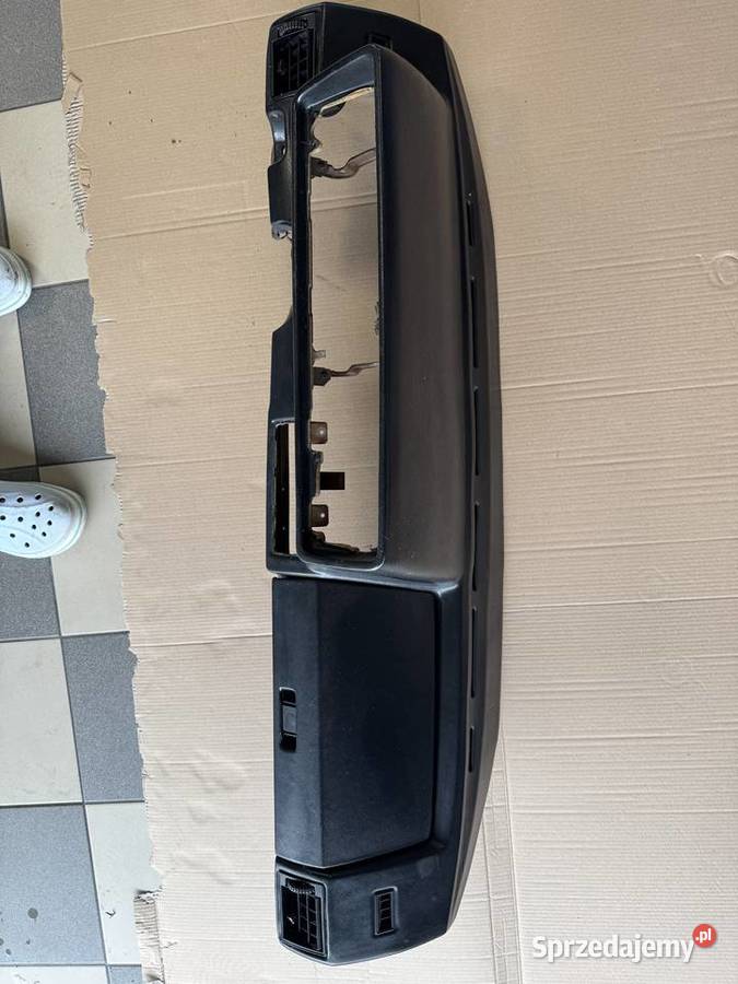 Golf mk1 deska rozdzielcza nowy typ miękka Konradówka sprzedam