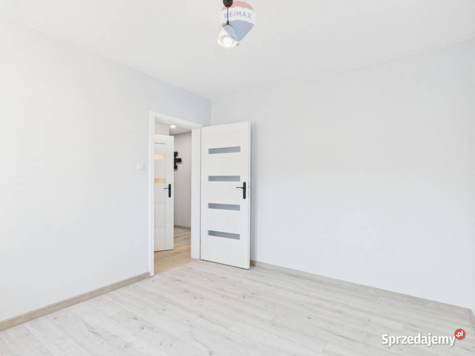 Częściowo umeblowane mieszkanie na wynajem Gdynia sprzedam