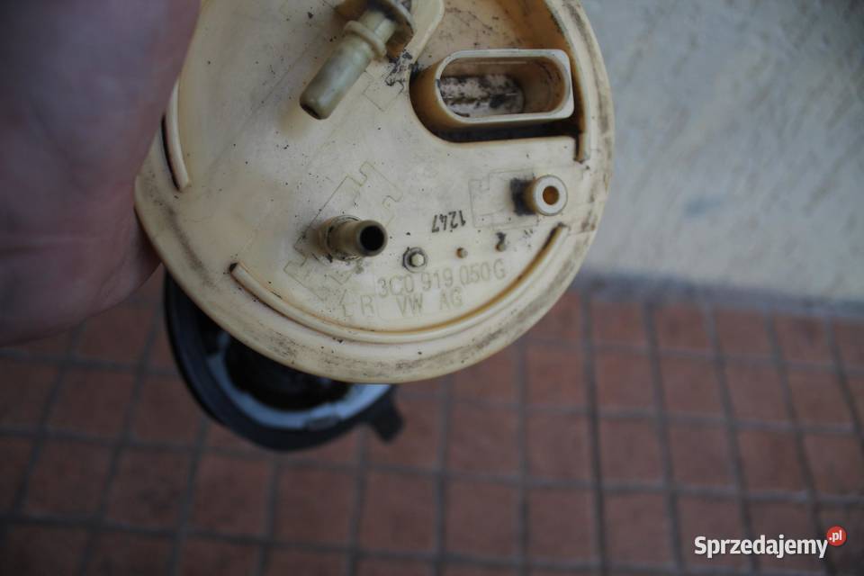 POMPA PALIWA VW PASSAT B6 20 TDI 3C0919050G