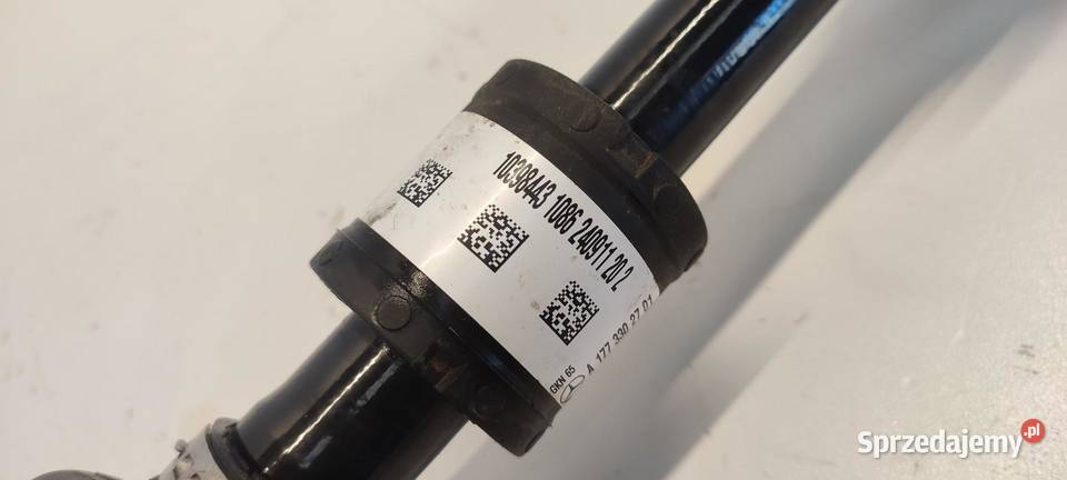 MERCEDES W247 PÓŁOŚ LEWY PRZÓD A1773302701