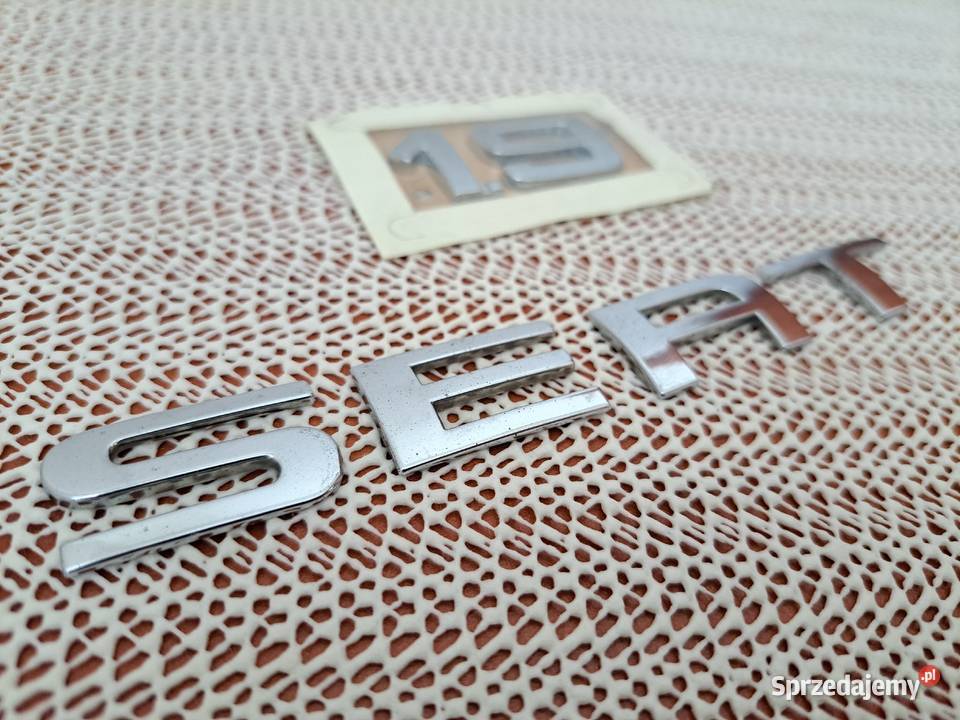 Logo emblemat napis Seat 19 TDi 101KM Radom