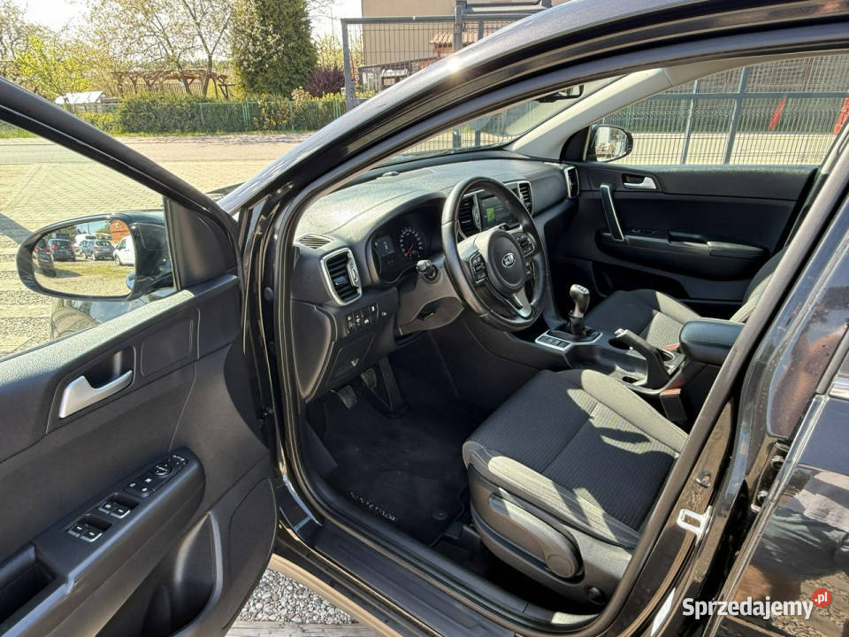 Kia Sportage navipodgrzewana kierownicaserwisz nawigacja Dąbrowa sprzedam