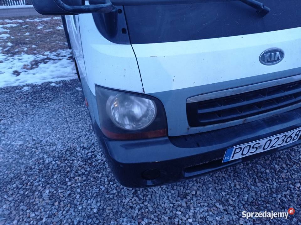 Błotnik przedni prawy i lewy biały Kia K2700 Kiełkowice