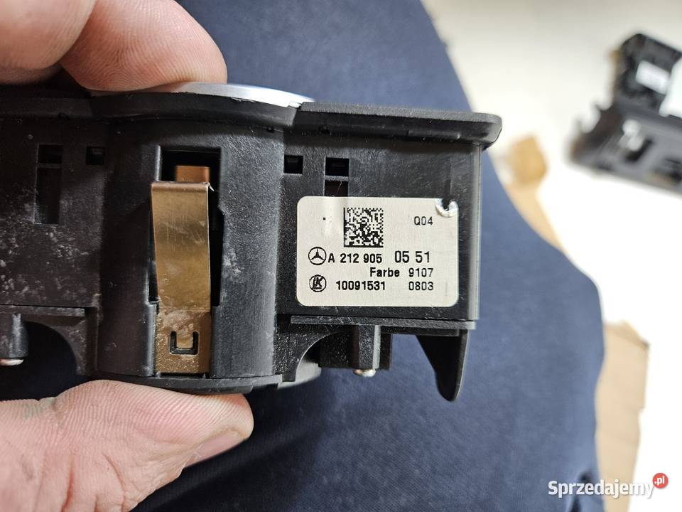 MERCEDES W212 PRZEŁĄCZNIK ŚWIATEŁ A2129050551 Międzychód