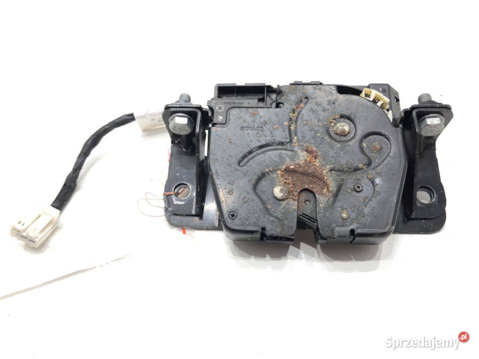 ZAMEK KLAPY TYŁ BMW F11 Kombi 0917 podkarpackie