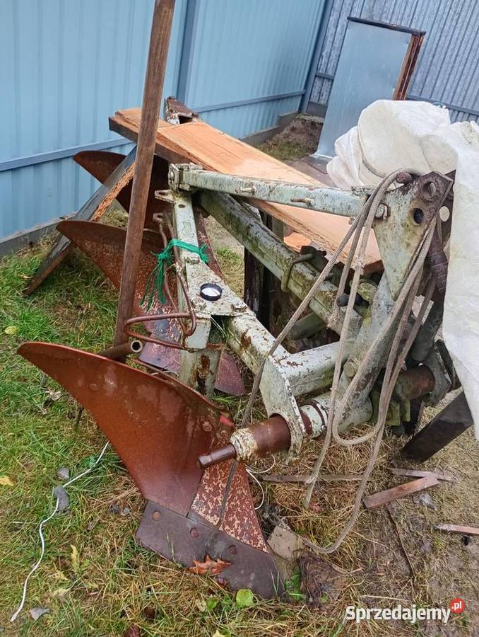 Pług 3 skibowy nieuszkodzony lubelskie Piaski